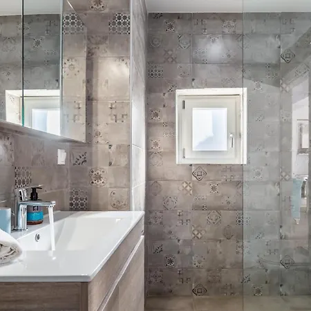 Fiscardo Luxury Stone Alex ,with Sunset View! فيلة *