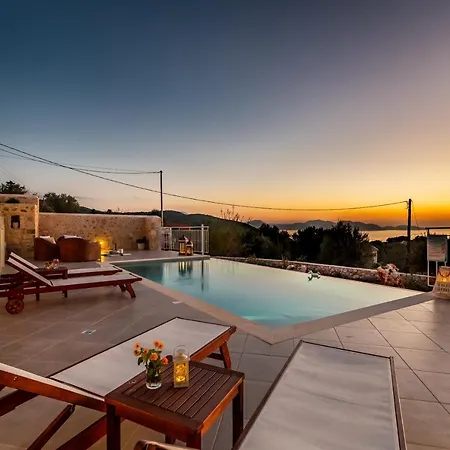 Fiscardo Luxury Stone Alex ,with Sunset View! וילה