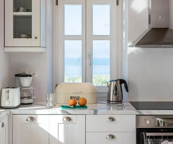 Fiscardo Luxury Stone Alex ,with Sunset View! *